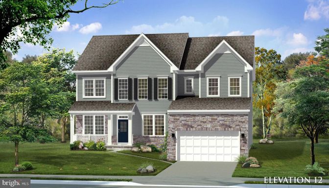Attached, Exterior, Facade, Brick Traditional
