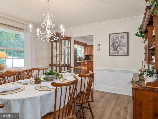 Chandelier, Dining room, Interior, Wood Texture Flooring