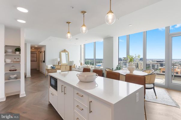 Dining room, Interior, Kitchen, Pendant Lights, Recessed Lighting, Wood Texture Flooring