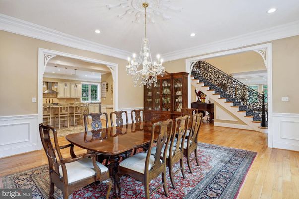 Chandelier, Dining room, Interior, Kitchen, Recessed Lighting, Wood Texture Flooring