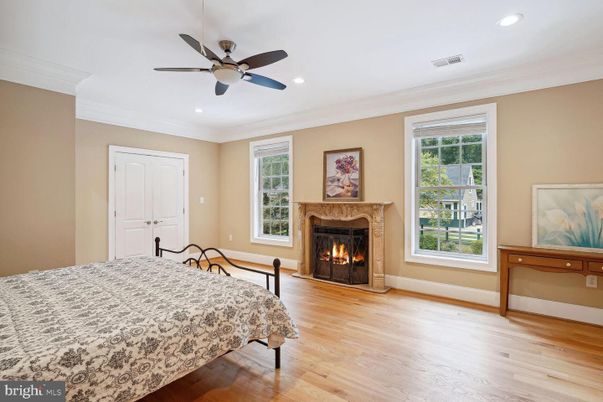 Bedroom, Fireplace, Interior, Recessed Lighting, Wood Texture Flooring