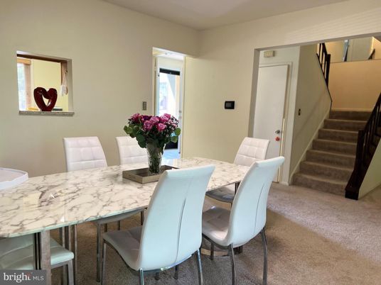 Dining room, Interior