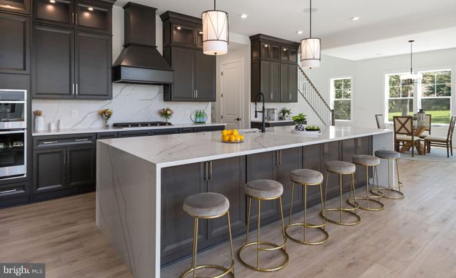 Dining room, Interior, Kitchen, Marble Walls, Pendant Lights, Recessed Lighting, Stainless Steel Appliances, Wood Texture Flooring