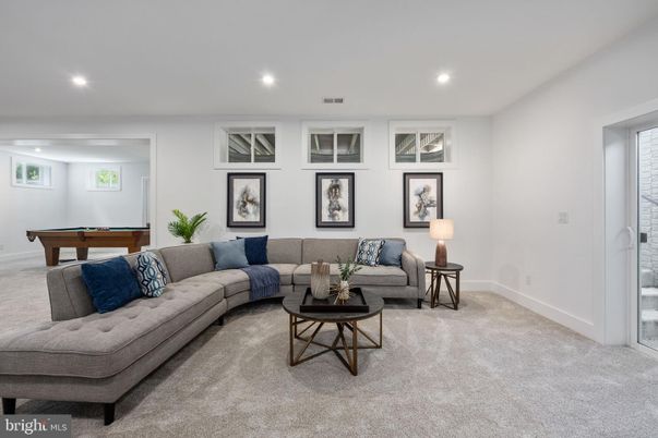 Billiard Table, Game Room, Interior, Living room, Recessed Lighting