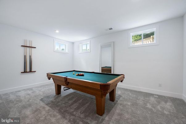 Billiard Table, Game Room, Interior, Recessed Lighting