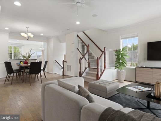 Chandelier, Dining room, Interior, Living room, Recessed Lighting, Wood Texture Flooring
