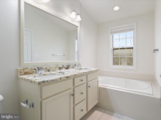Bathroom, Interior, Recessed Lighting