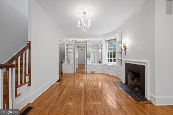 Chandelier, Fireplace, Interior, Wood Texture Flooring