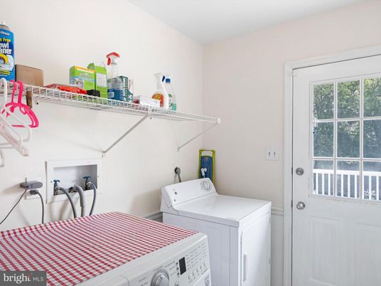Interior, Utility Closets, Washer