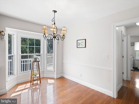 Chandelier, Empty room, Interior, Wood Texture Flooring