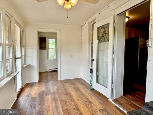 Empty room, Interior, Wood Texture Flooring