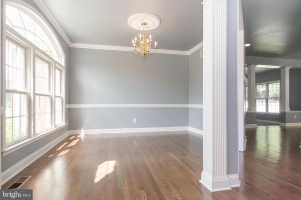 Chandelier, Empty room, Interior, Wood Texture Flooring