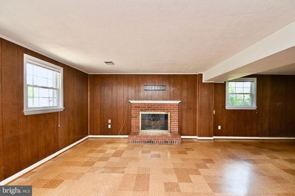 Empty room, Fireplace, Interior, Wooden Walls