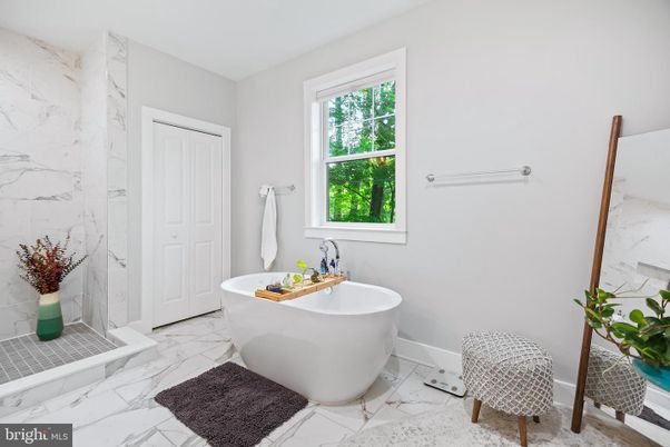 Bathroom, Free Standing Baths, Interior, Marble, Marble Walls