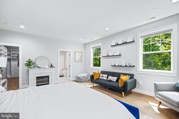 Bedroom, Fireplace, Interior, Recessed Lighting, Wood Texture Flooring