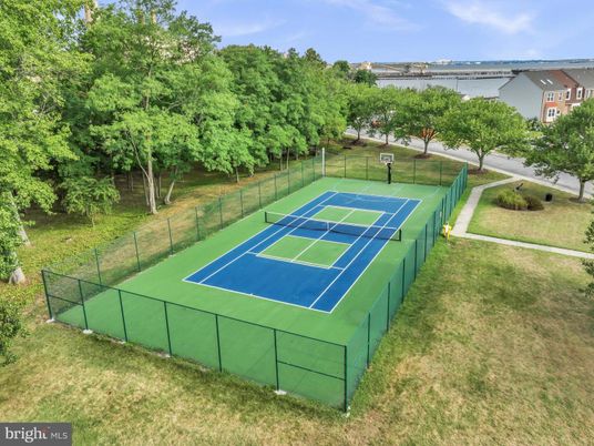 Exterior, Tennis Courts
