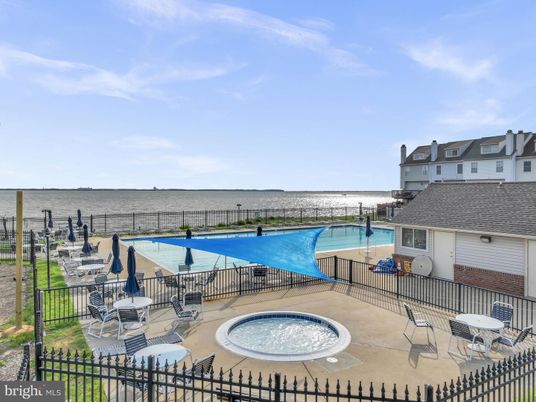 Exterior, Pool, Water