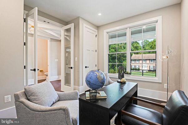 Home Office, Interior, Recessed Lighting, Wood Texture Flooring