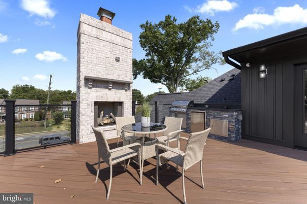 Exterior, Fireplace