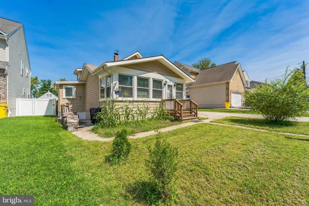 Backyard, Detached Garage, Exterior