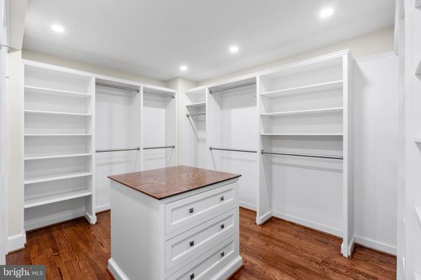 Interior, Recessed Lighting, Walk-in Closets, Wood Texture Flooring