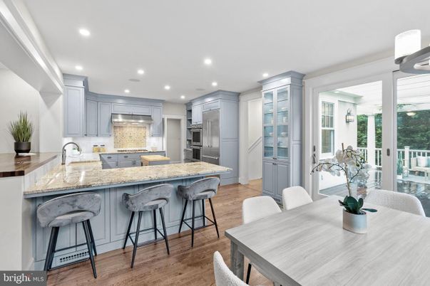 Dining room, Interior, Kitchen, Recessed Lighting, Stainless Steel Appliances, Wood Texture Flooring