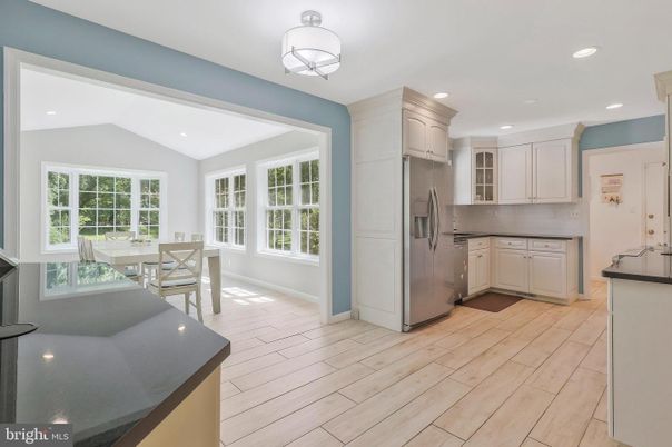 Dining room, Interior, Kitchen, Recessed Lighting, Wood Texture Flooring