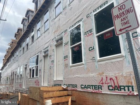 Exterior, Facade, None