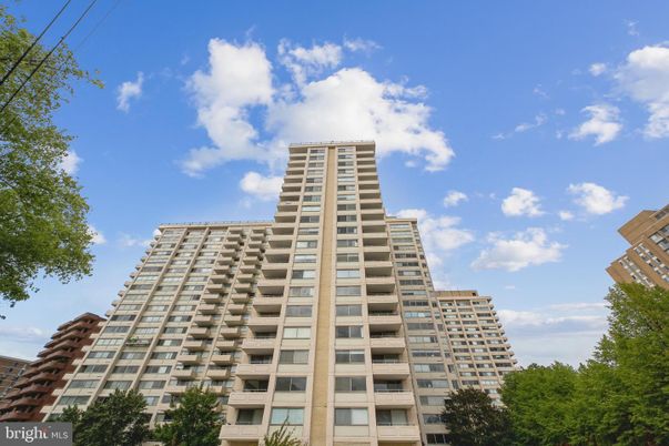 Exterior, Facade, Condo Building