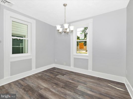 Chandelier, Empty room, Interior, Wood Texture Flooring