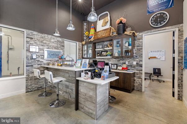 Interior, Pendant Lights, Stone Walls