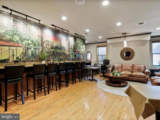 Interior, Living room, Pendant Lights, Recessed Lighting, Wood Texture Flooring