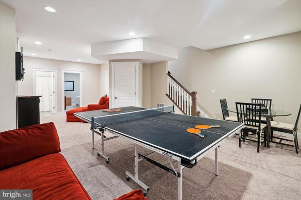 Game Room, Interior, Recessed Lighting