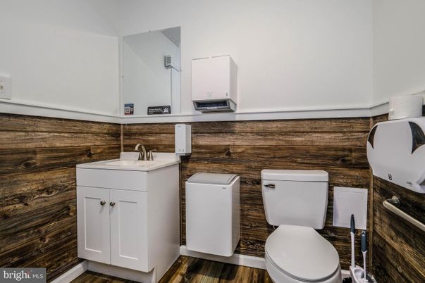 Bathroom, Interior, Wood Texture Flooring, Wooden Walls