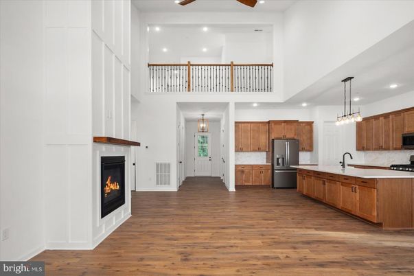 Fireplace, Interior, Kitchen, Pendant Lights, Recessed Lighting, Wood Texture Flooring