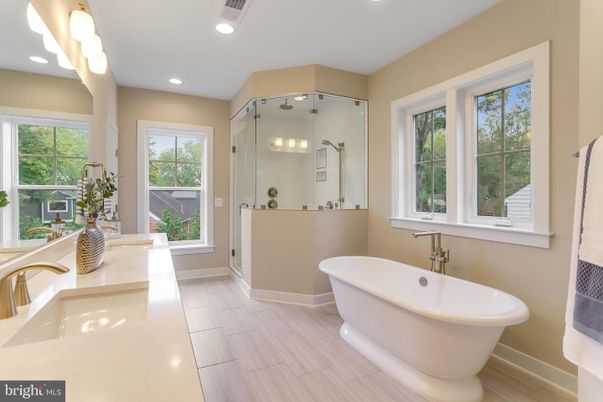 Bathroom, Dual Sink Vanities, Free Standing Baths, Glass Shower, Interior, Recessed Lighting