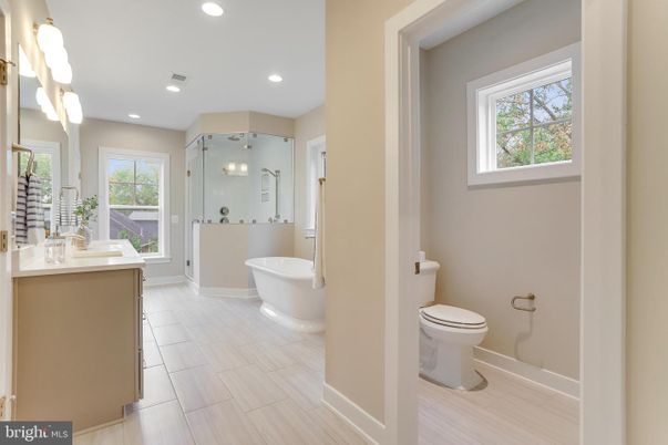 Bathroom, Free Standing Baths, Glass Shower, Interior, Recessed Lighting