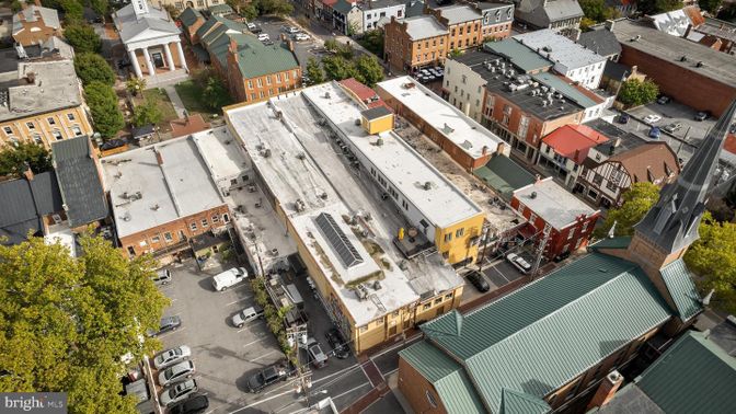 Exterior, Drone