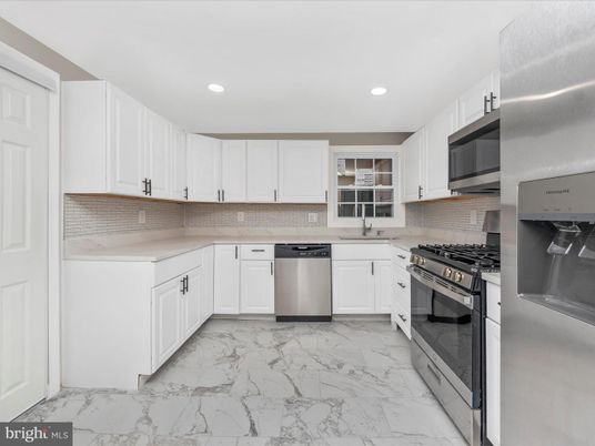 Interior, Kitchen, Marble, Recessed Lighting, Stainless Steel Appliances