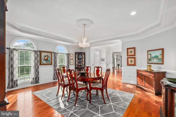 Chandelier, Dining room, Interior, Recessed Lighting, Wood Texture Flooring