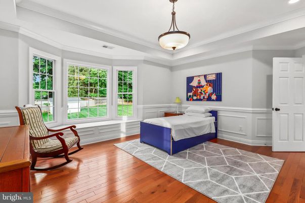 Bedroom, Interior, Pendant Lights, Recessed Lighting, Wood Texture Flooring