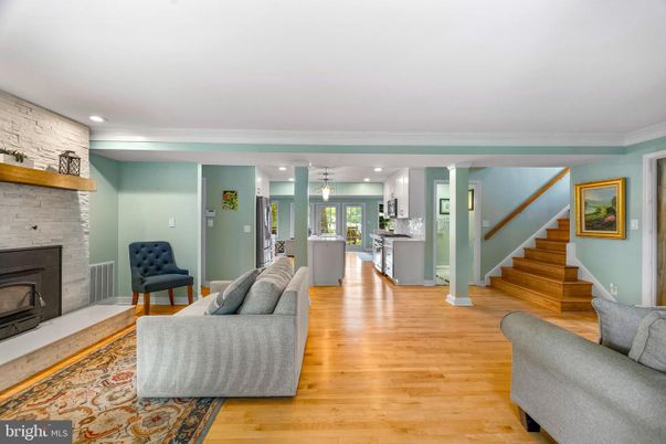 Fireplace, Interior, Kitchen, Living room, Pendant Lights, Recessed Lighting, Stone Walls, Wood Texture Flooring