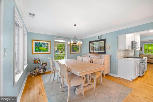 Chandelier, Dining room, Interior, Kitchen, Recessed Lighting, Wood Texture Flooring