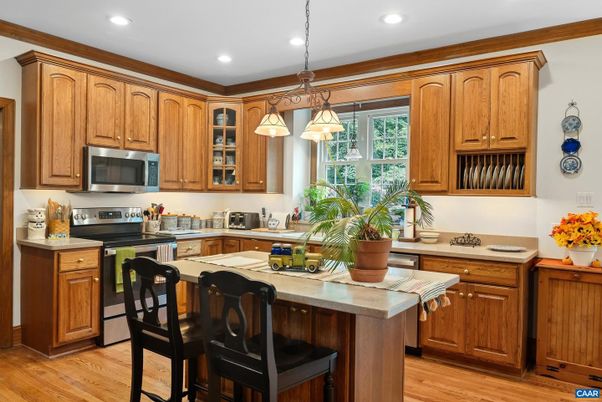Interior, Kitchen, Pendant Lights, Recessed Lighting, Wood Texture Flooring