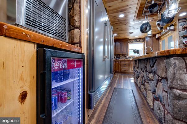 Interior, Kitchen, Recessed Lighting, Stone Walls, Wooden Ceilings, Wood Texture Flooring