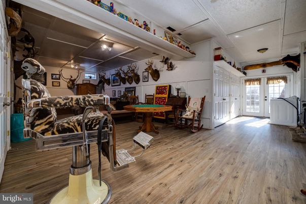 Billiard Table, Game Room, Interior, Wood Texture Flooring
