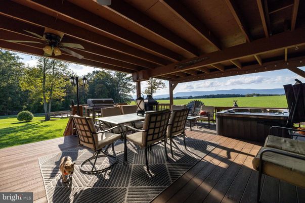 Exterior, Hot Tub
