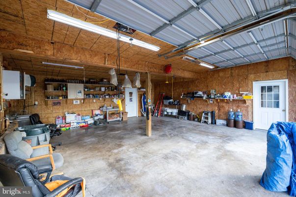 Garage, Interior, Stone Walls
