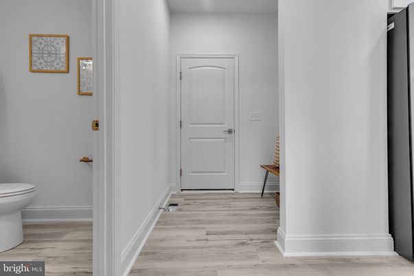 Bathroom, Interior, Recessed Lighting, Wood Texture Flooring