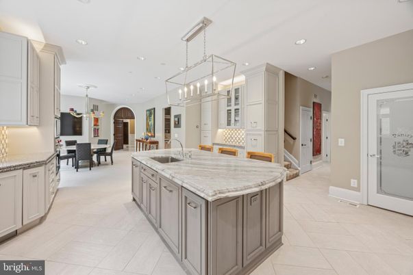 Chandelier, Dining room, Interior, Kitchen, Pendant Lights, Recessed Lighting